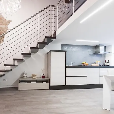 Silver Novella Luxury - Centro Storico Daire *